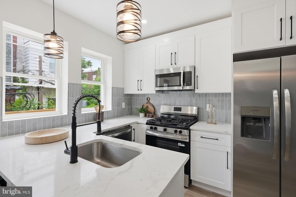 512 S Yewdall Street - Photo 10