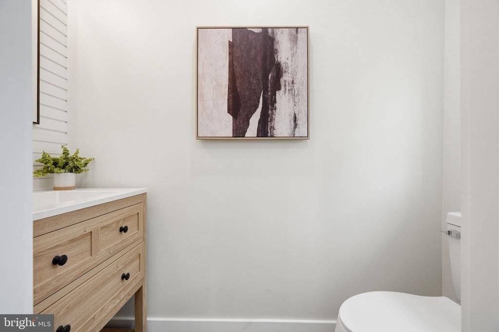 512 S Yewdall Street - Photo 14