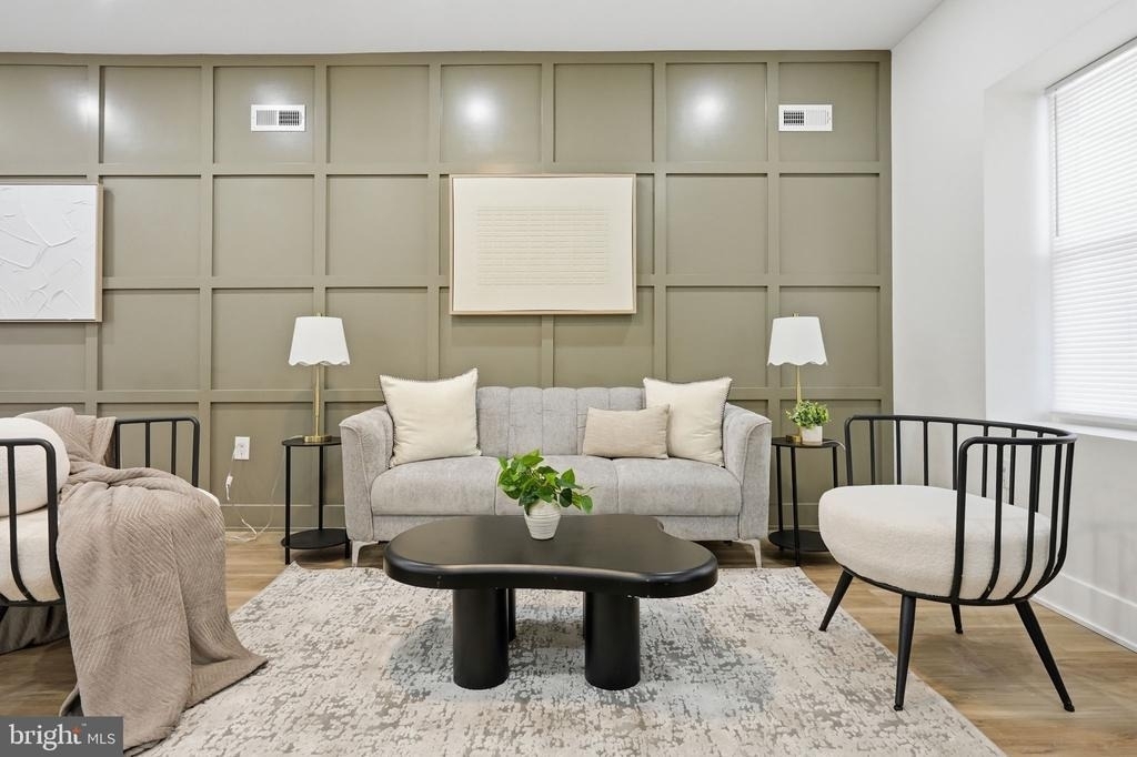 512 S Yewdall Street - Photo 3