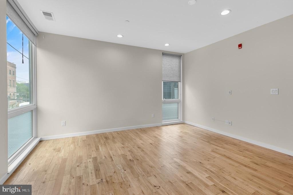1317 Frankford Avenue - Photo 5