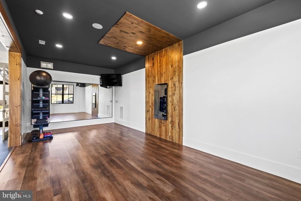 3040 Larkwood Circle - Photo 35