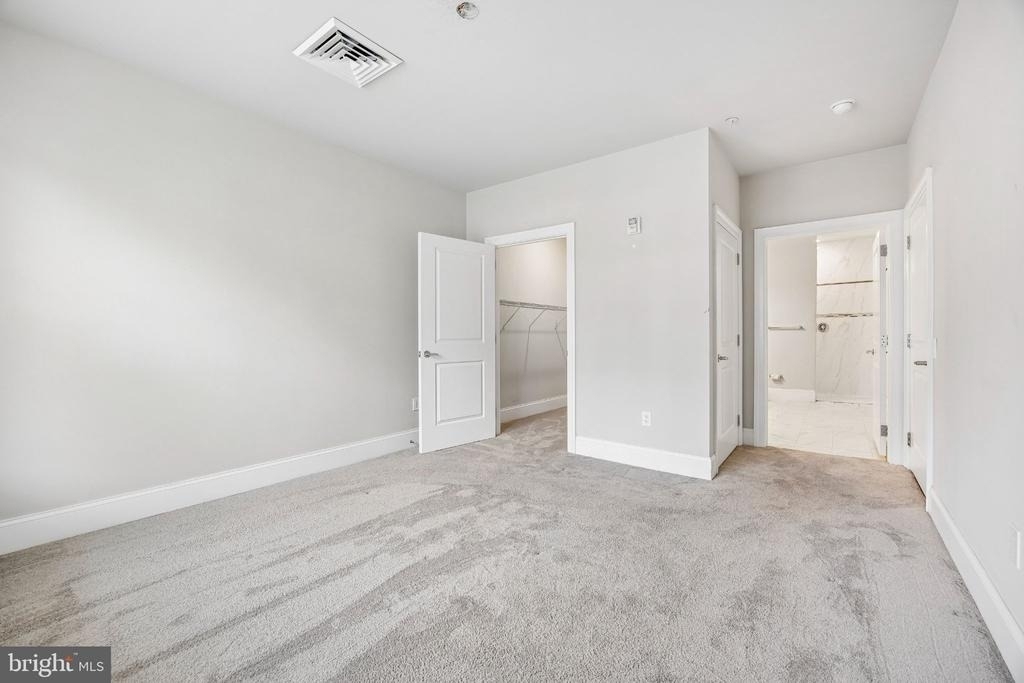 500 Garden Park Boulevard - Photo 8