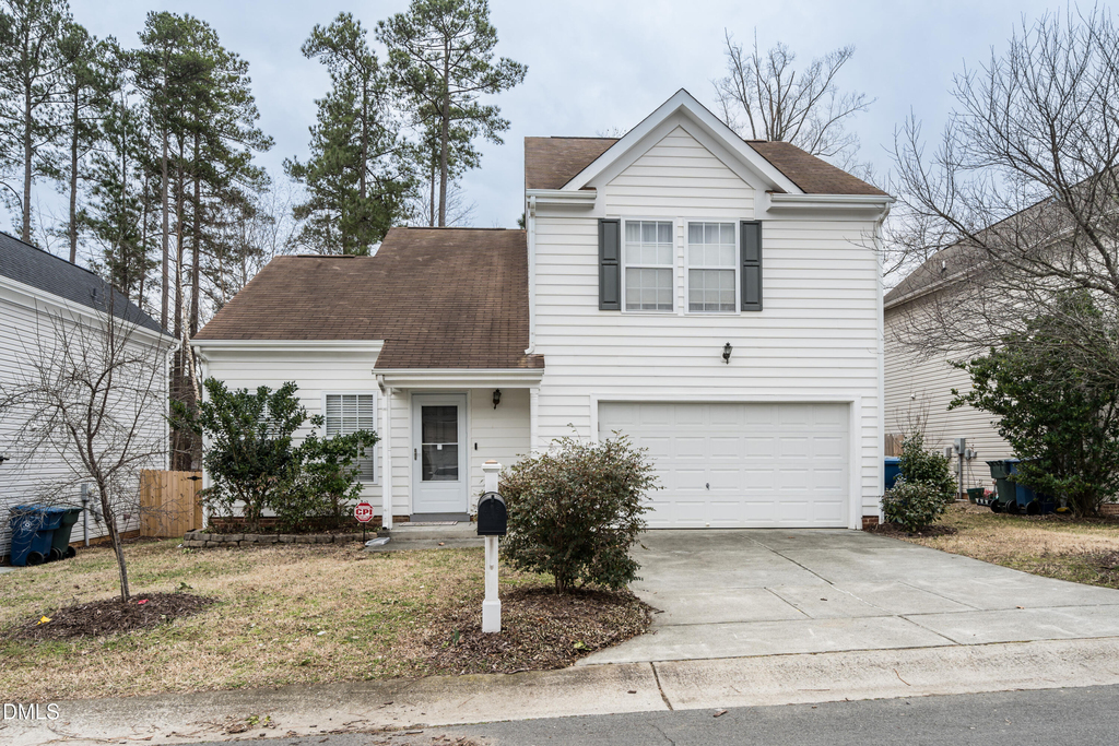 4 Richardson Circle - Photo 1