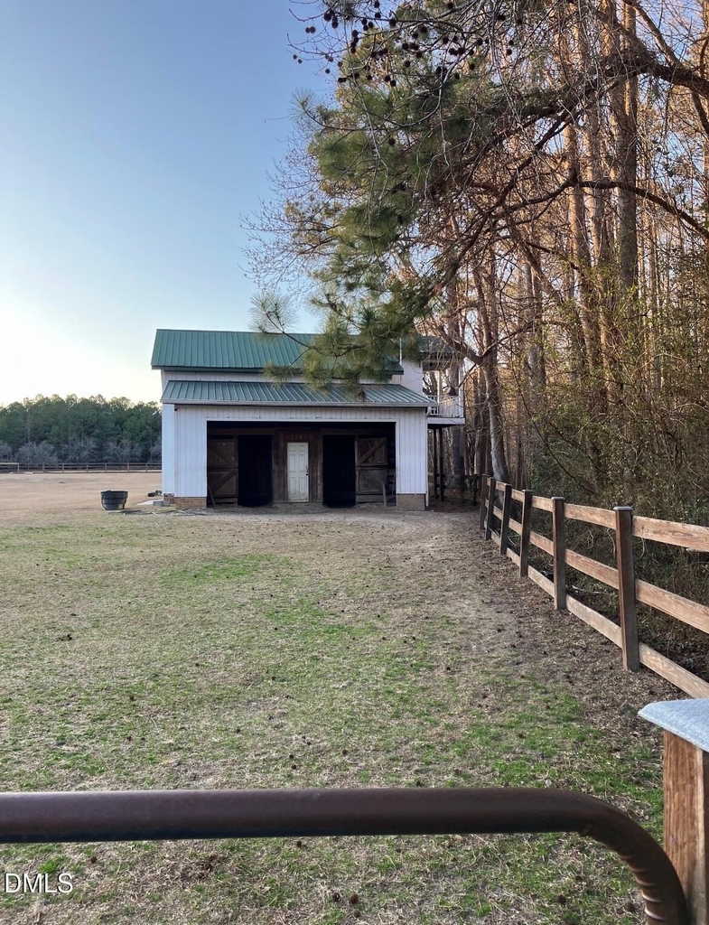 419 Westerman Place - Photo 13