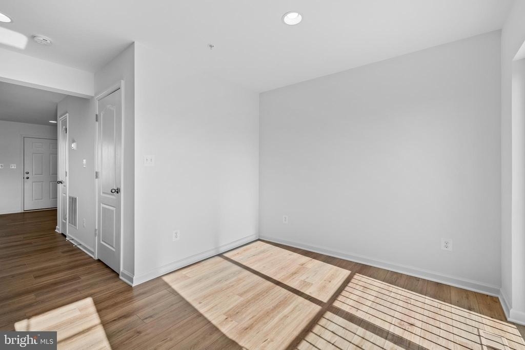 442 Peleton Street - Photo 10