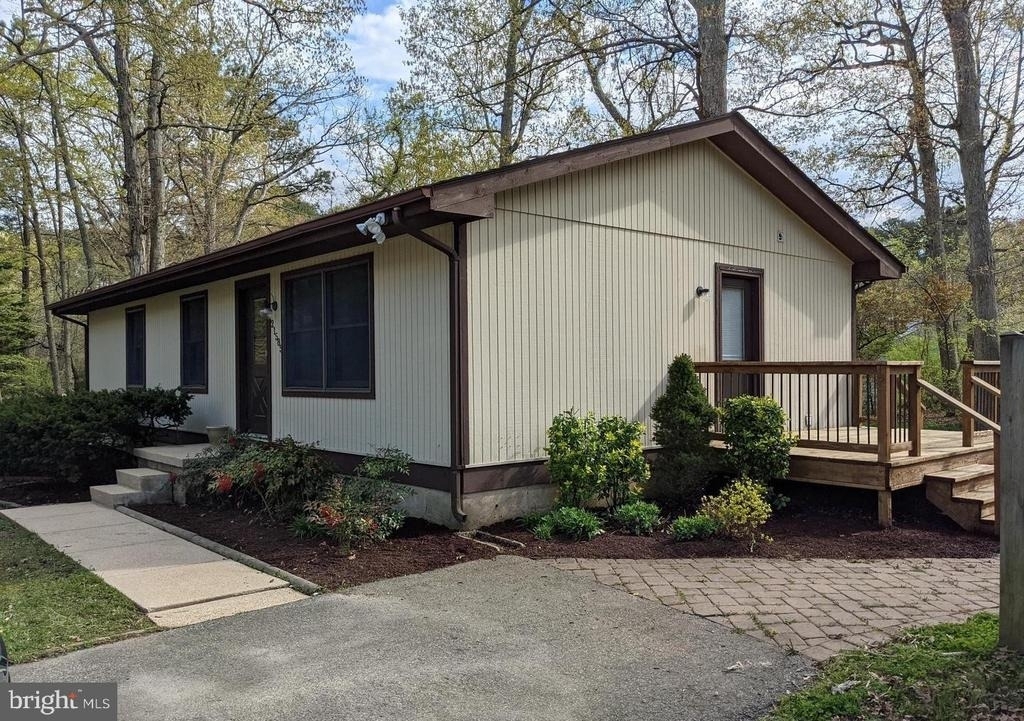 21585 America Street - Photo 1