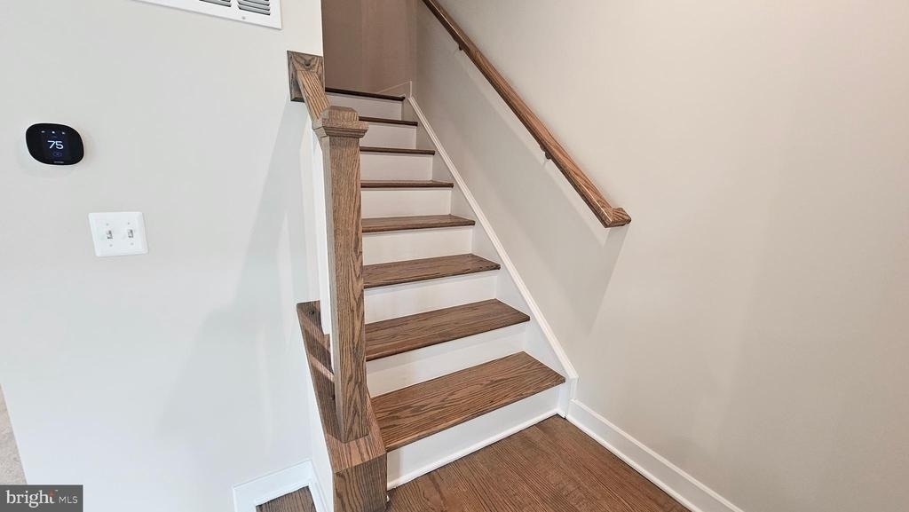 16437 Fife Way - Photo 14