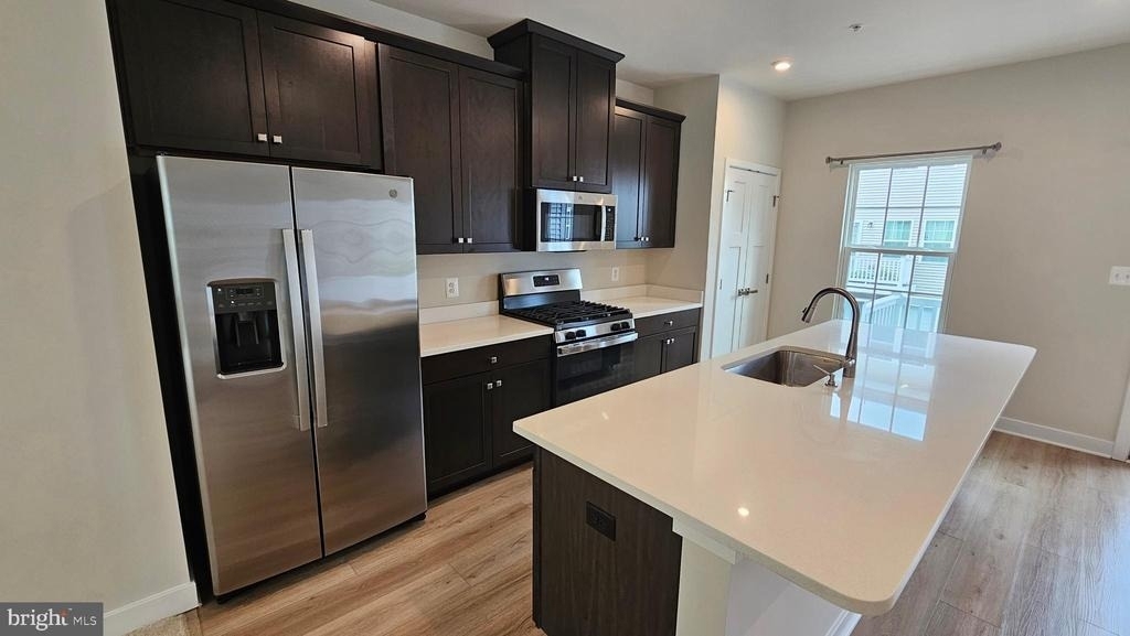 16437 Fife Way - Photo 6