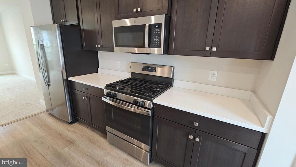 16437 Fife Way - Photo 7