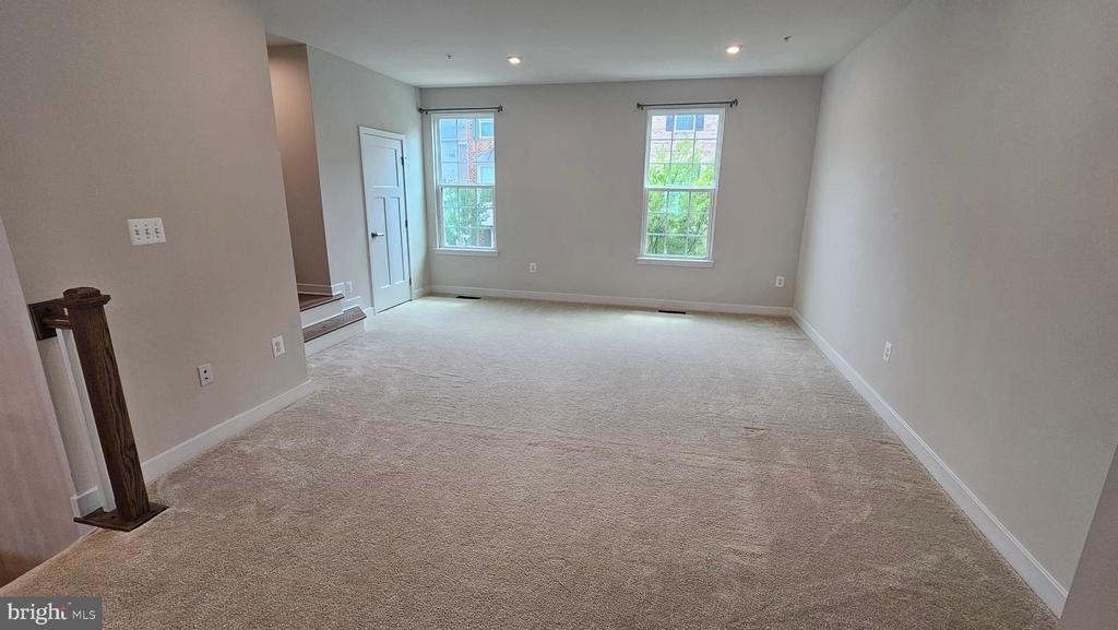 16437 Fife Way - Photo 10