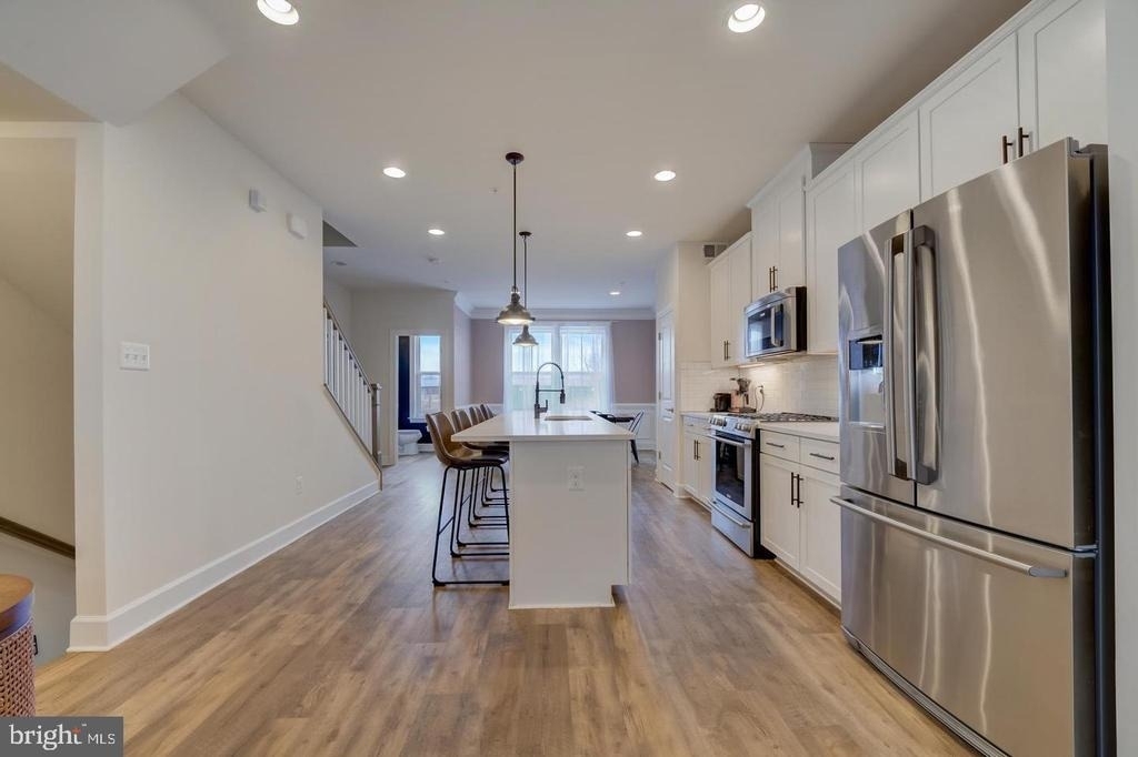 6512 47th Street - Photo 5