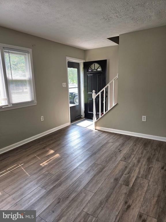 8313 Gibbons Drive - Photo 6
