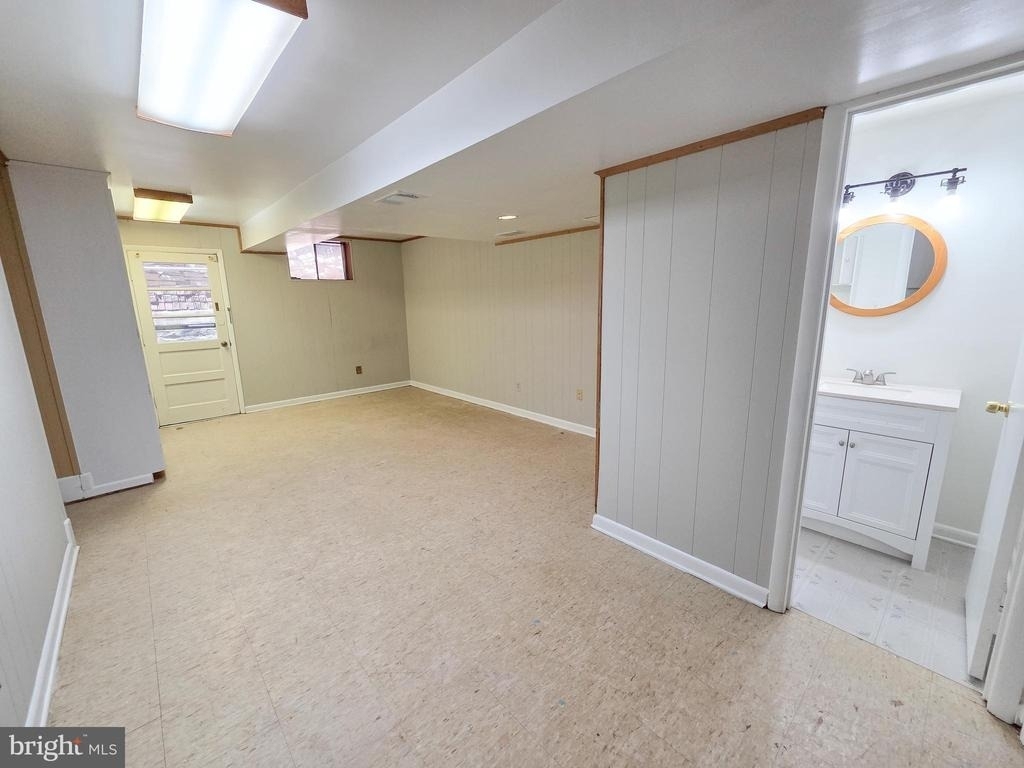 305 Hillsboro Drive - Photo 26