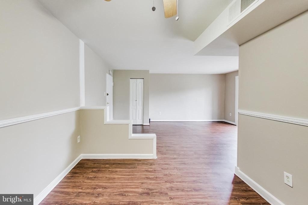 7611 Maple Avenue - Photo 10