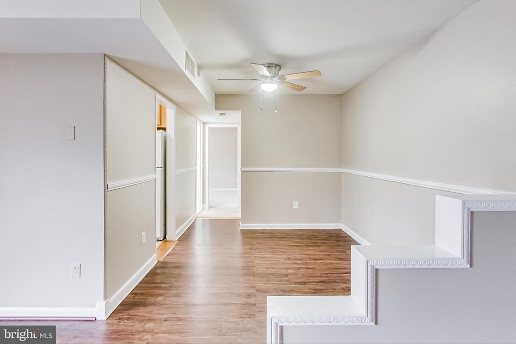 7611 Maple Avenue - Photo 8