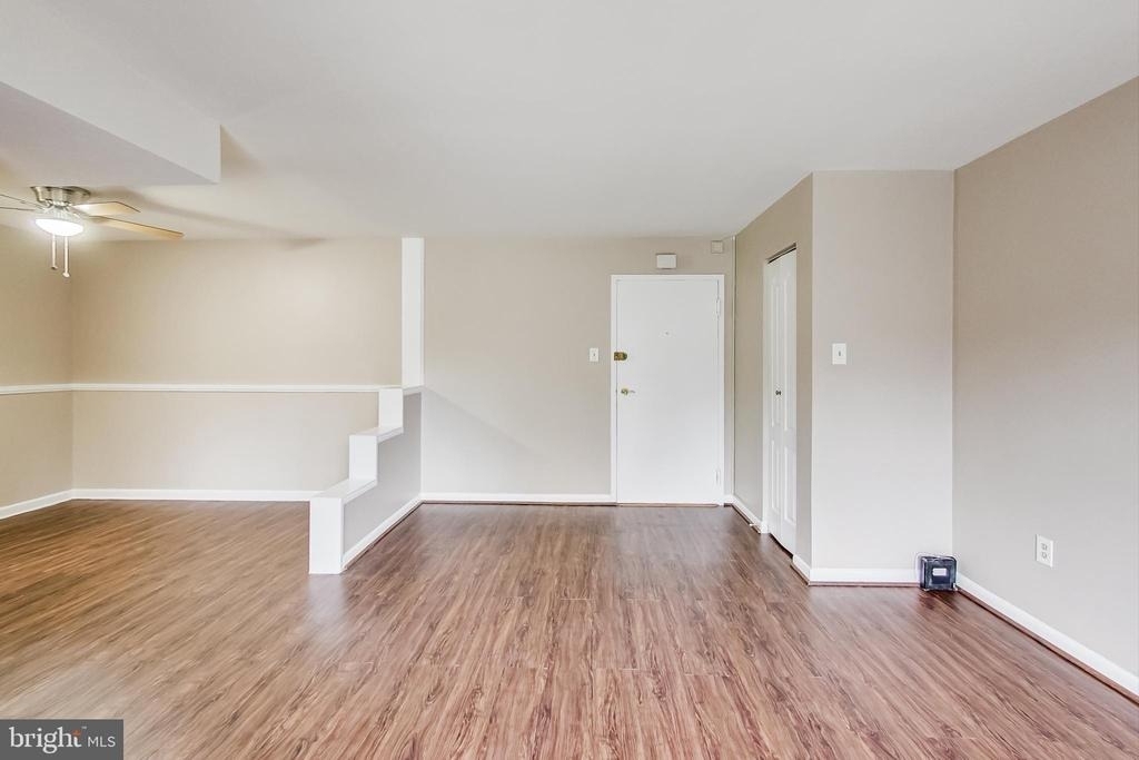 7611 Maple Avenue - Photo 7