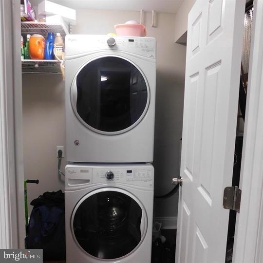 567 Lancaster Place - Photo 9