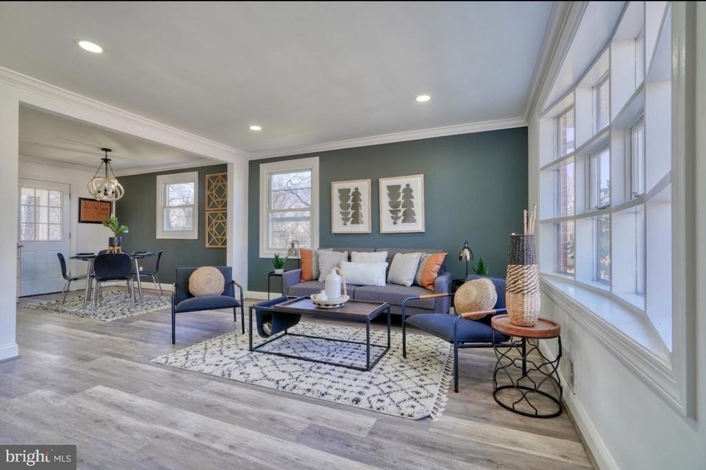 701 Platinum Avenue - Photo 3