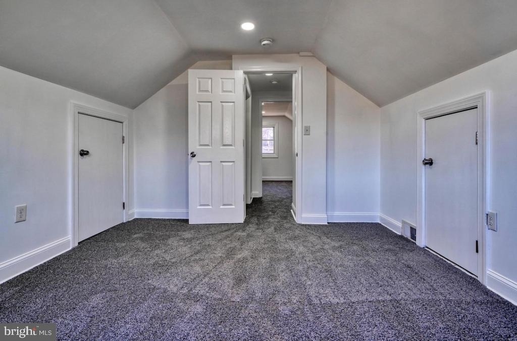 701 Platinum Avenue - Photo 22