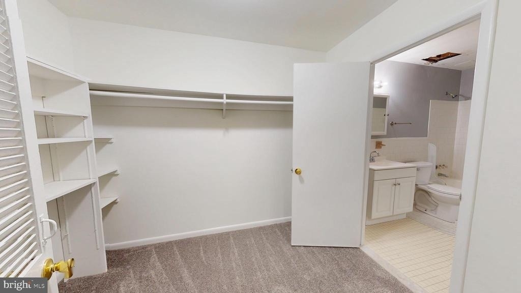 901 Woodson Road - Photo 6