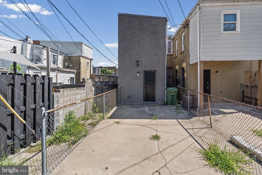 2236 Orleans Street - Photo 18
