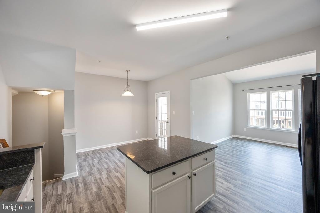947 Chase Walk - Photo 6