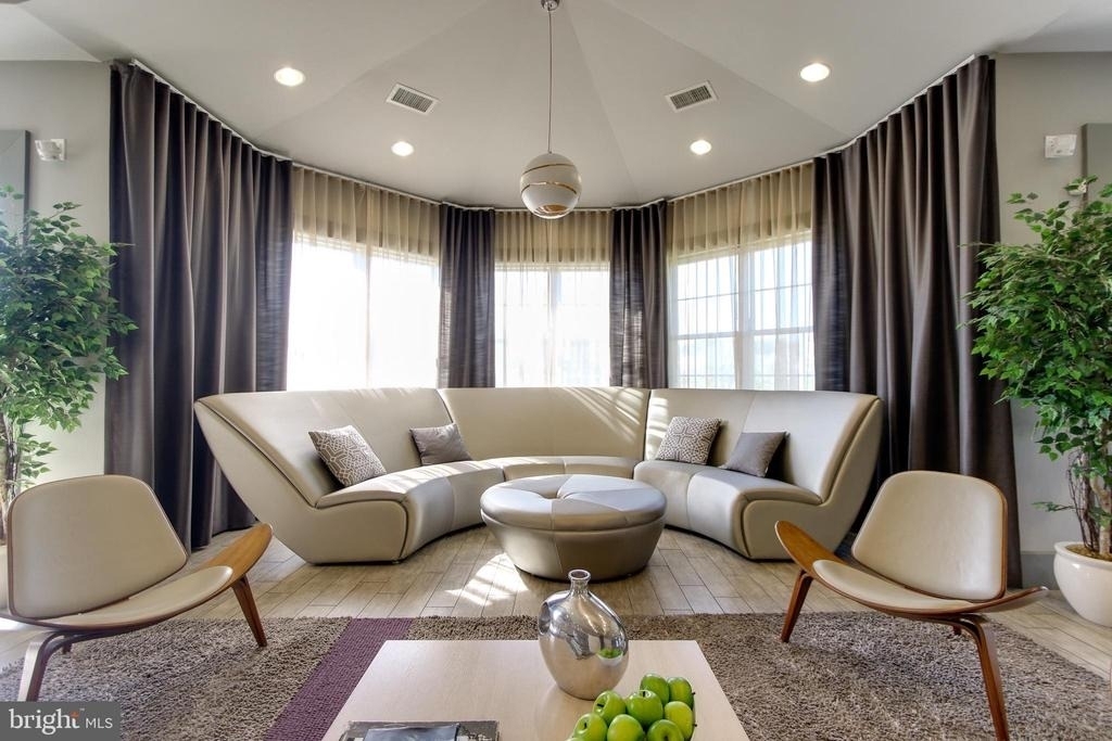 947 Chase Walk - Photo 45