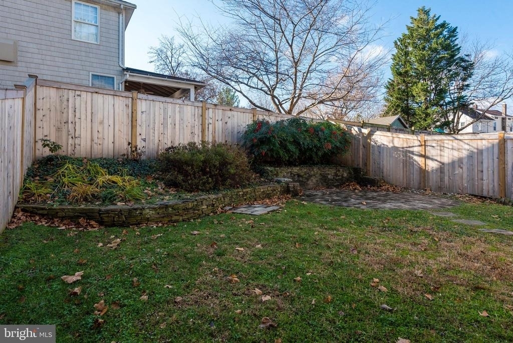 49 Amos Garrett Boulevard - Photo 7