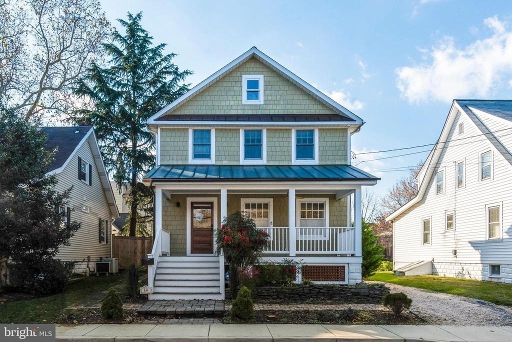 49 Amos Garrett Boulevard - Photo 2