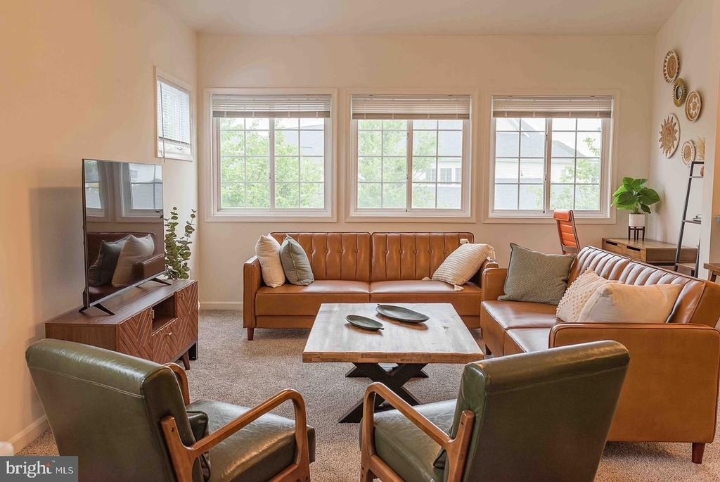 34677 Villa Circle - Photo 1