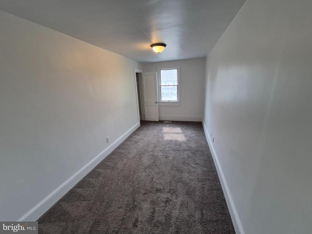 412 New Road - Photo 12
