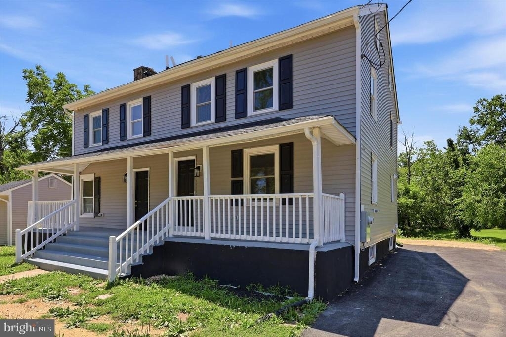 28 E Main Street - Photo 0