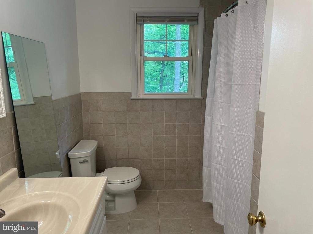202 Alders Drive - Photo 14