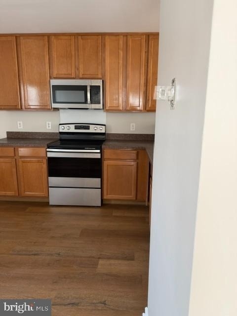 319 Paradee Drive - Photo 3