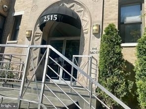 2515 K Street Nw - Photo 2