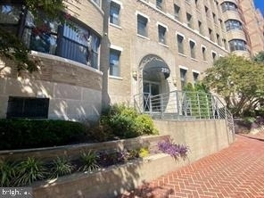 2515 K Street Nw - Photo 3