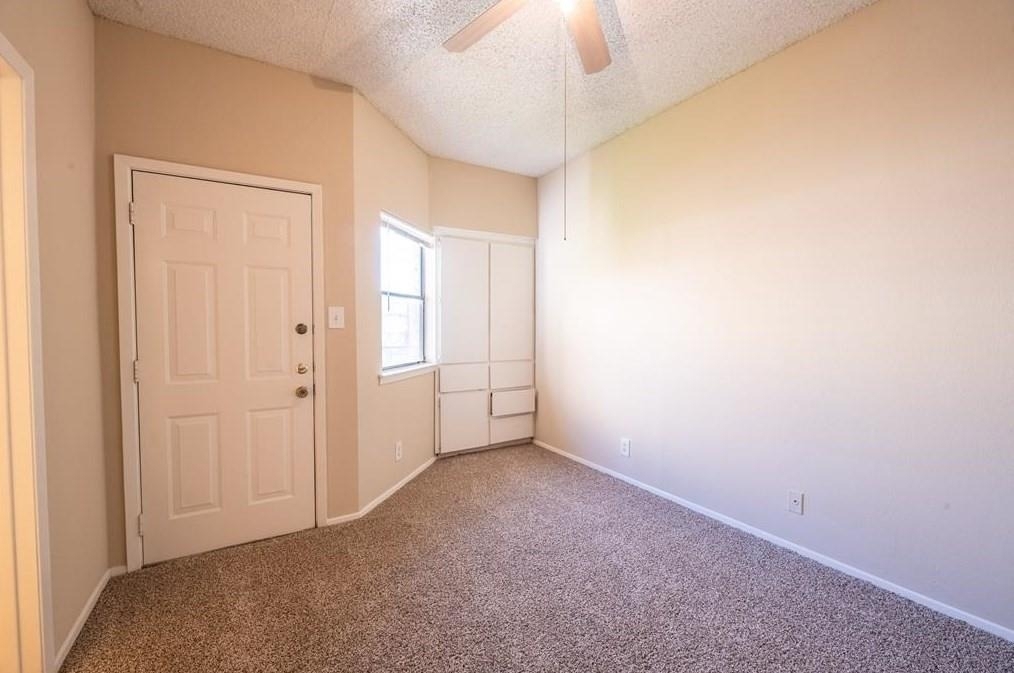 2818 Nueces St - Photo 6