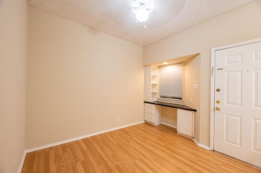 2818 Nueces St - Photo 0