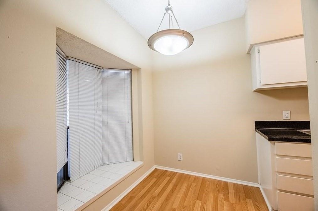 2818 Nueces St - Photo 2