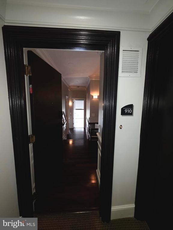 1200 23rd Nw - Photo 1