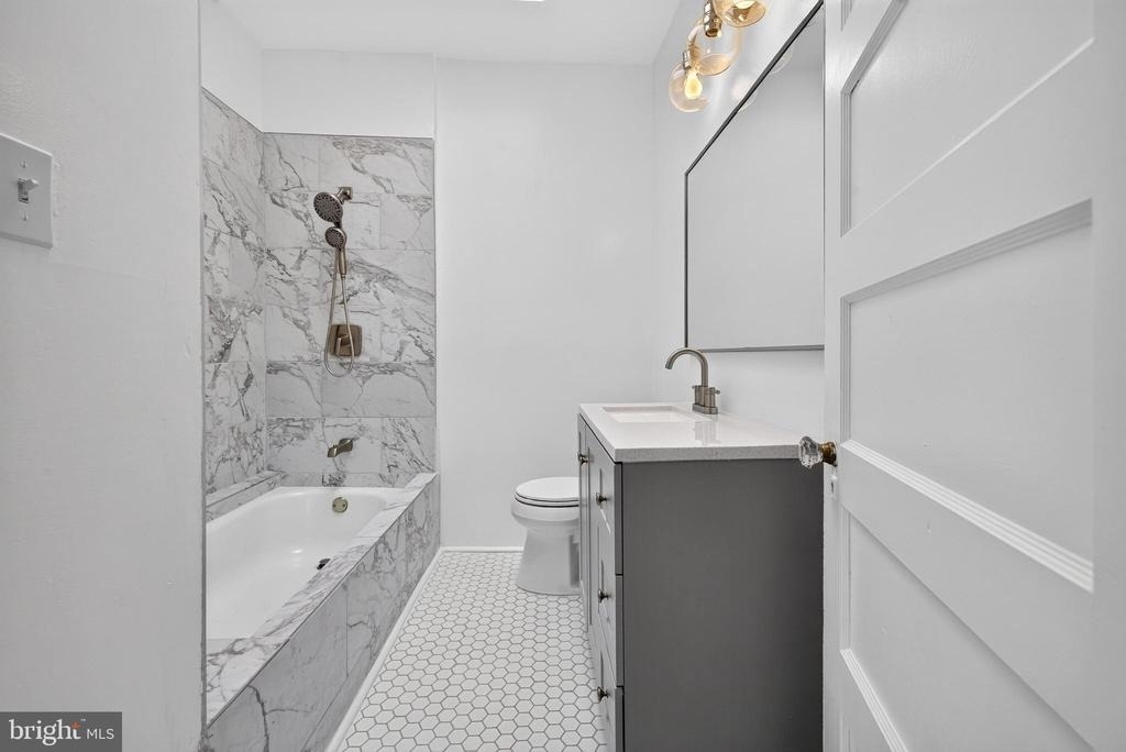 3015 13th Street Nw - Photo 9