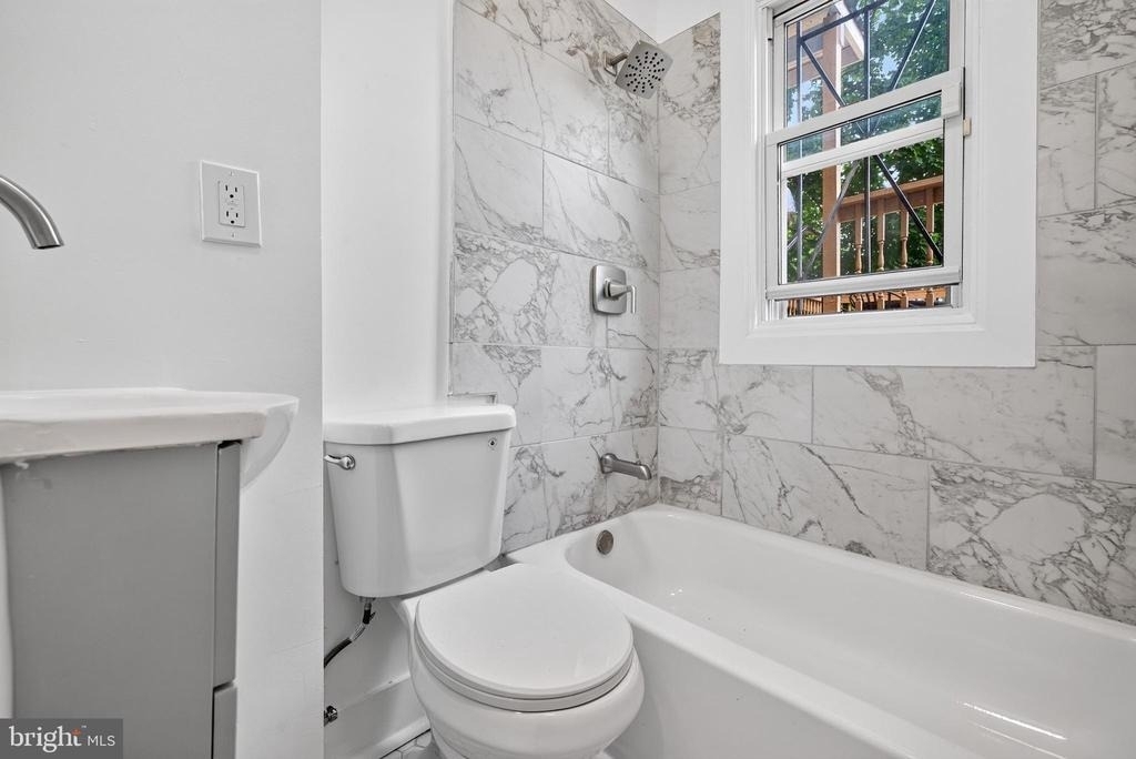 3015 13th Street Nw - Photo 4