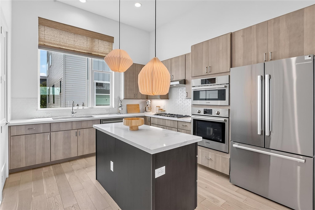 2805 Mccurdy St - Photo 4