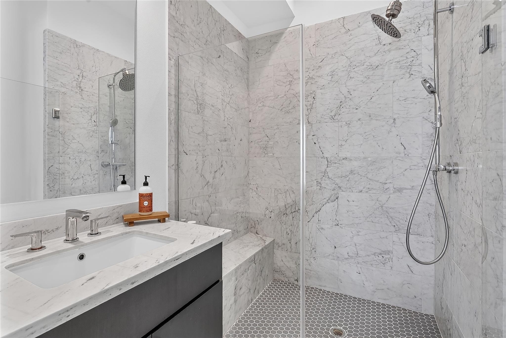 2805 Mccurdy St - Photo 23