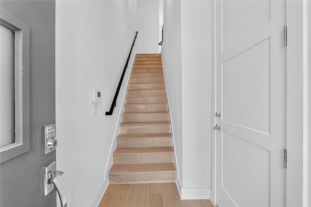 2805 Mccurdy St - Photo 8