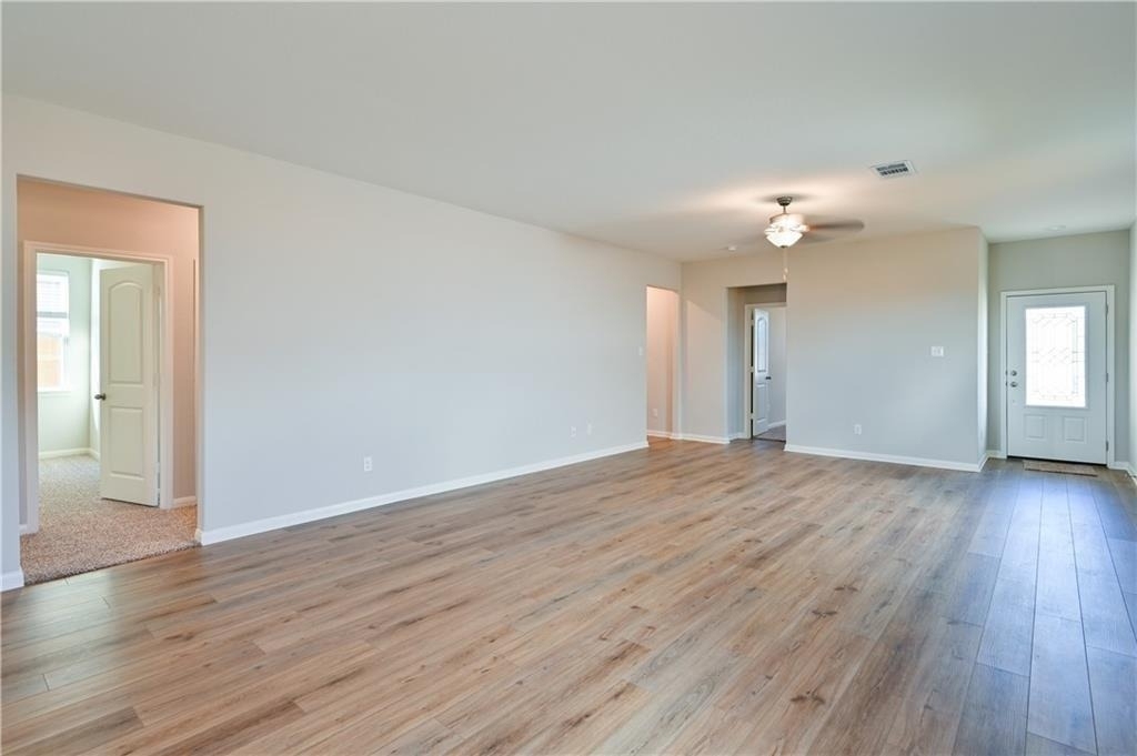 404 Freedom Park Ave - Photo 13