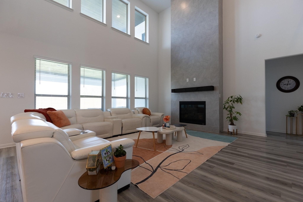 2332 Giona Pl - Photo 12