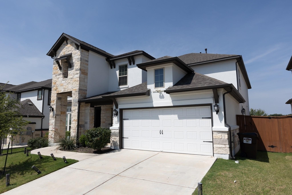 2332 Giona Pl - Photo 1