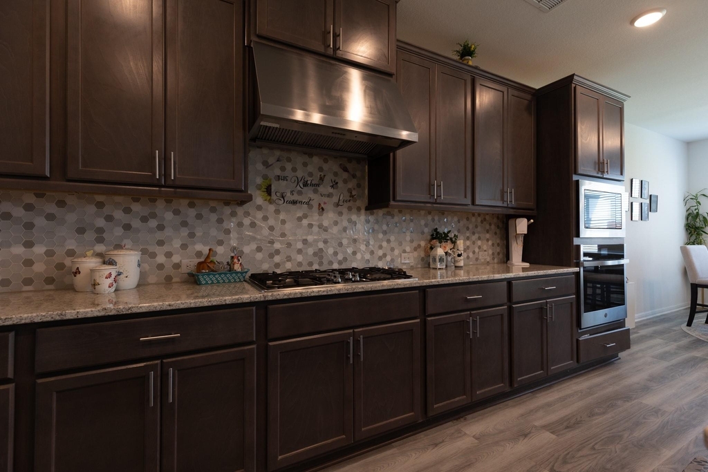 2332 Giona Pl - Photo 6