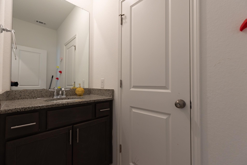 2332 Giona Pl - Photo 29